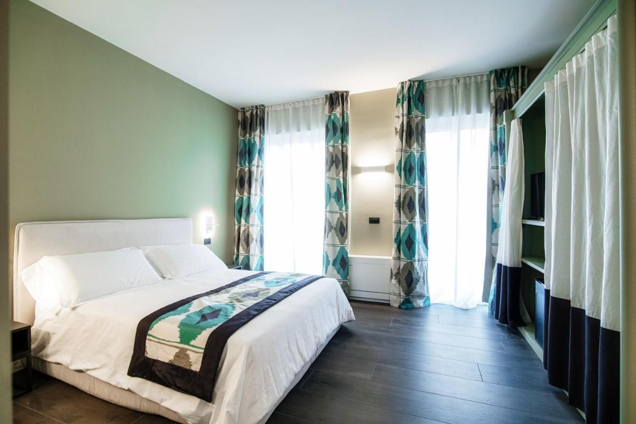 In Centro Luxury Rooms Como Exterior foto