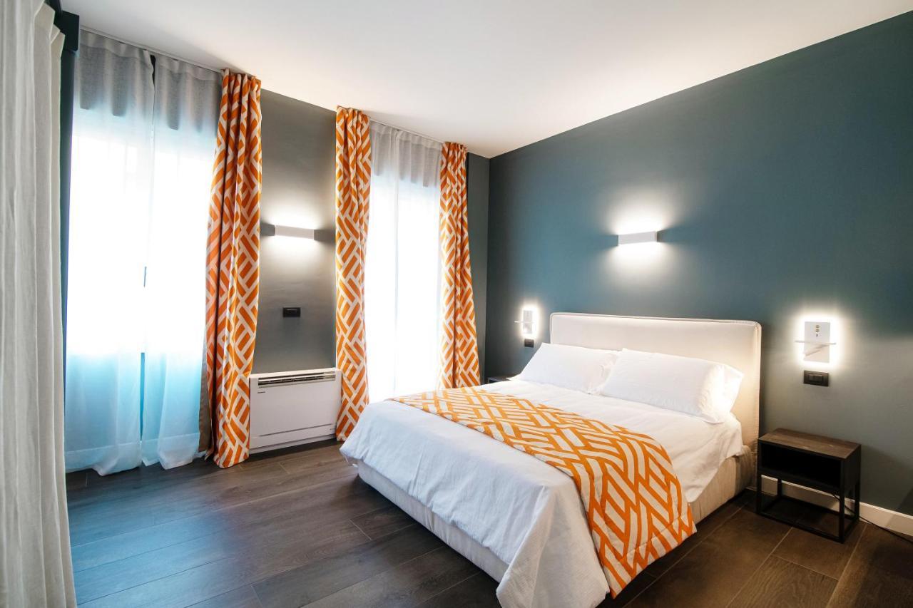 In Centro Luxury Rooms Como Exterior foto