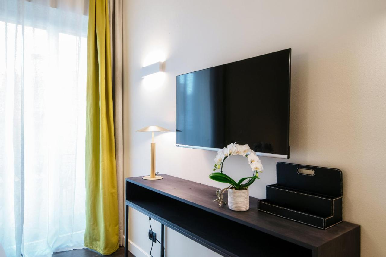 In Centro Luxury Rooms Como Exterior foto
