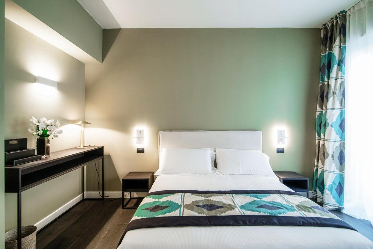 In Centro Luxury Rooms Como Exterior foto